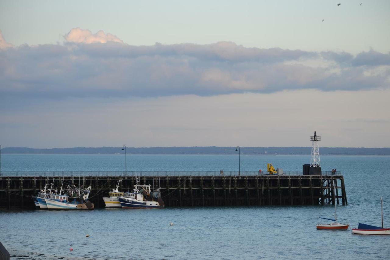Vue Sur Mer 康卡勒 外观 照片
