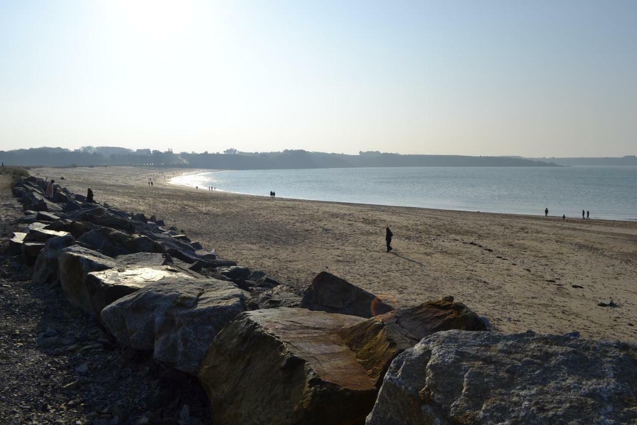 Vue Sur Mer 康卡勒 外观 照片